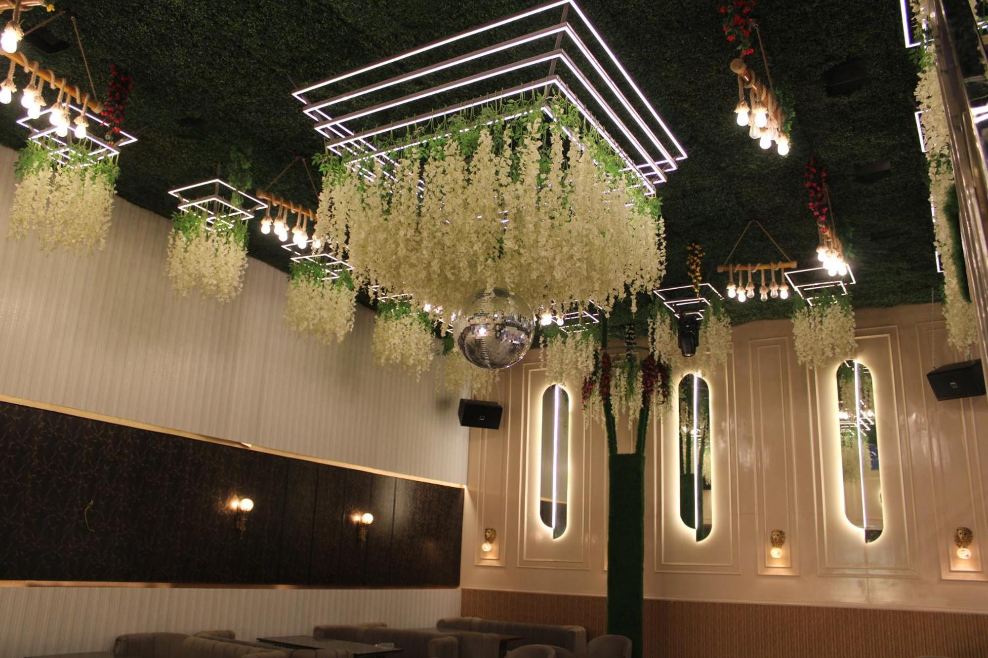 Hotel Gold Stone Kanpur Zewnętrze zdjęcie