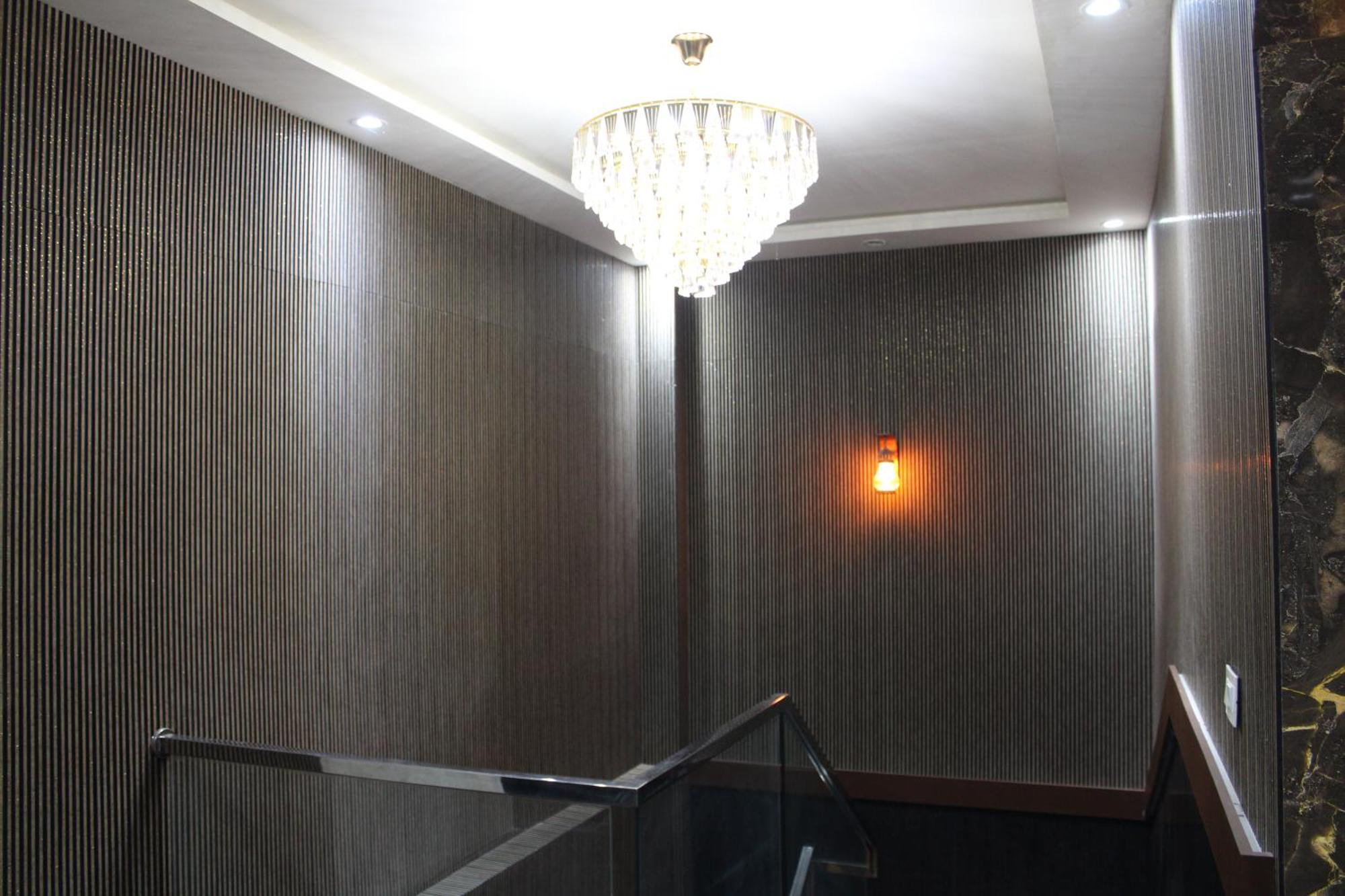 Hotel Gold Stone Kanpur Zewnętrze zdjęcie
